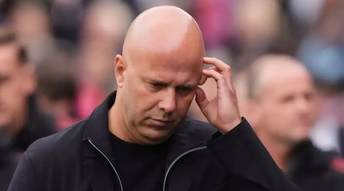 Arne Slot manajer Liverpool