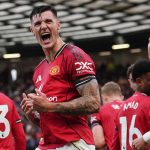 Benjamin Sesko merayakan gol ke gawang Sunderland