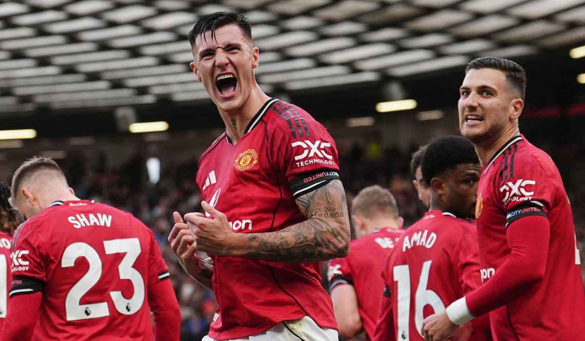 Benjamin Sesko merayakan gol ke gawang Sunderland Benjamin Sesko merayakan gol ke gawang Sunderland
