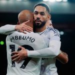 Empat Rekrutan Baru Manchester United Buktikan Harga Mahal Tak Sia-Sia Bryan Mbeumo merayakan golnya bersama Matheus Cunha