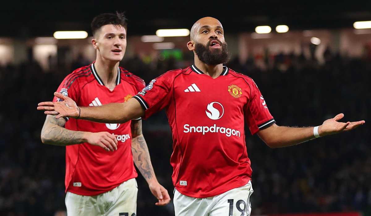 Bryan Mbeumo merayakan golnya ke gawang Brighton Bryan Mbeumo merayakan golnya ke gawang Brighton