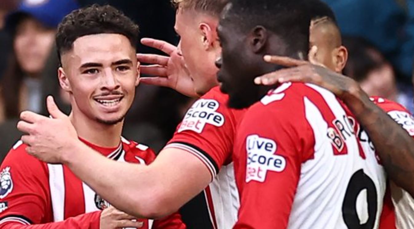 Chemsdine Talbi antar Sunderland menang 2-1 atas Chelsea Chemsdine Talbi antar Sunderland menang 2-1 atas Chelsea
