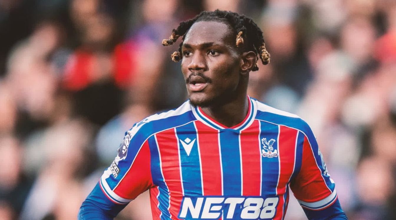 Christantus Uche pemain Crystal Palace Christantus Uche pemain Crystal Palace