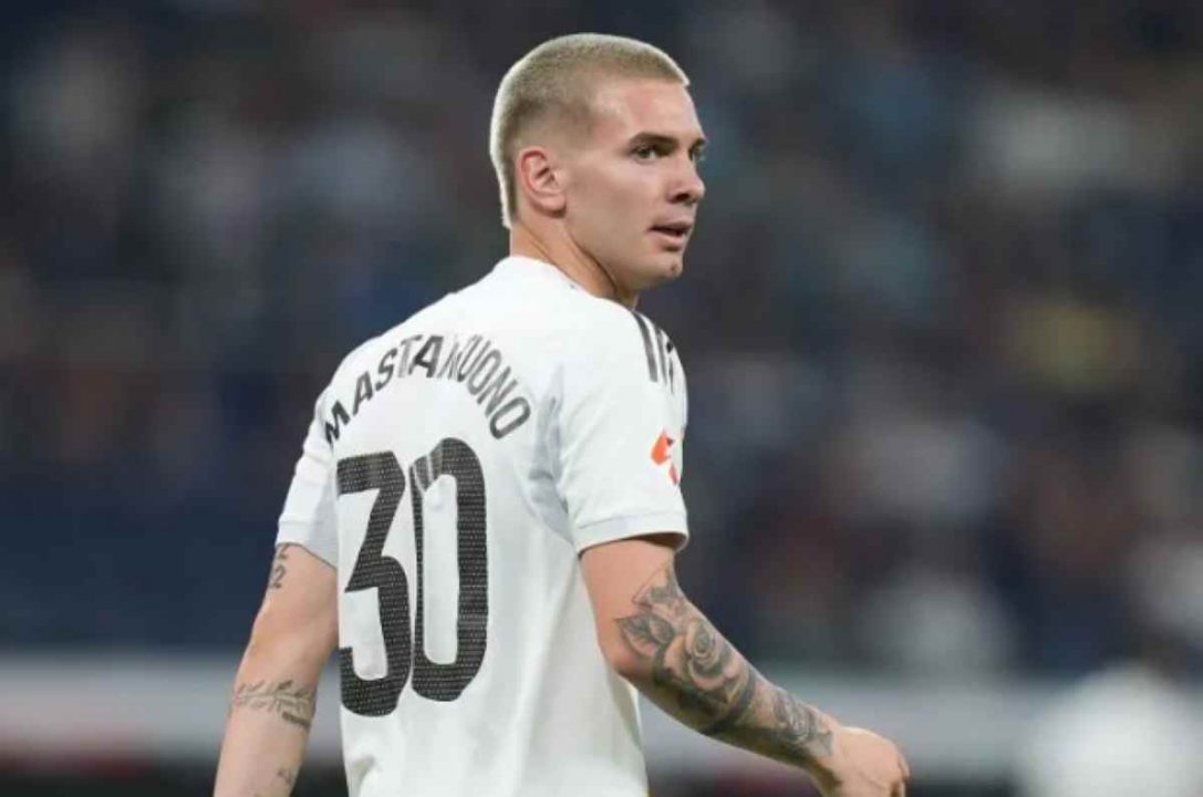 Dicoret Argentina - Franco Mastantuono Kembali ke Real Madrid dalam Kondisi Cedera