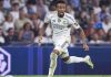 Eder Militao dalam Sebuah Aksinya untuk Real Madrid