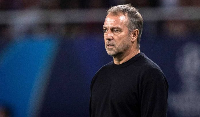 Ekspresi Hansi Flick di laga Barcelona vs PSG