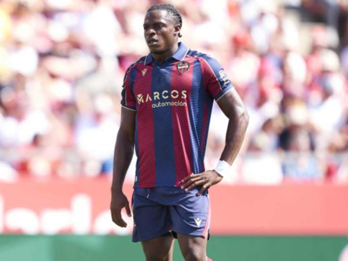 Etta Eyong Salah Satu dari 3 Penyerang yang Diincar Barcelona Etta Eyong Salah Satu dari 3 Penyerang yang Diincar Barcelona