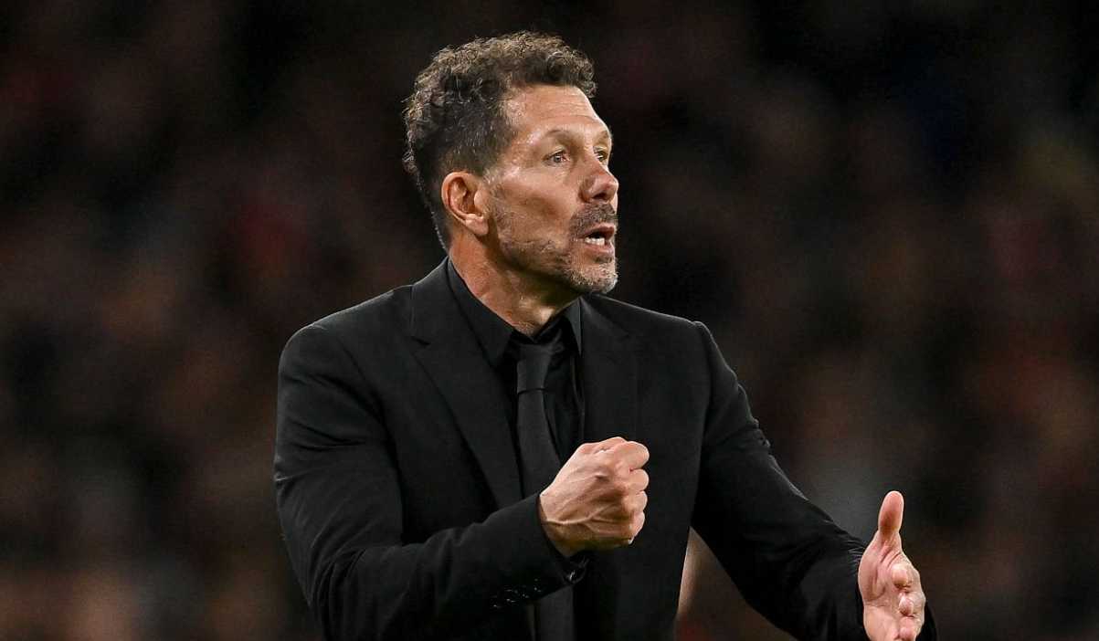 Gestur Diego Simeone di laga Arsenal vs Atletico Madrid Gestur Diego Simeone di laga Arsenal vs Atletico Madrid