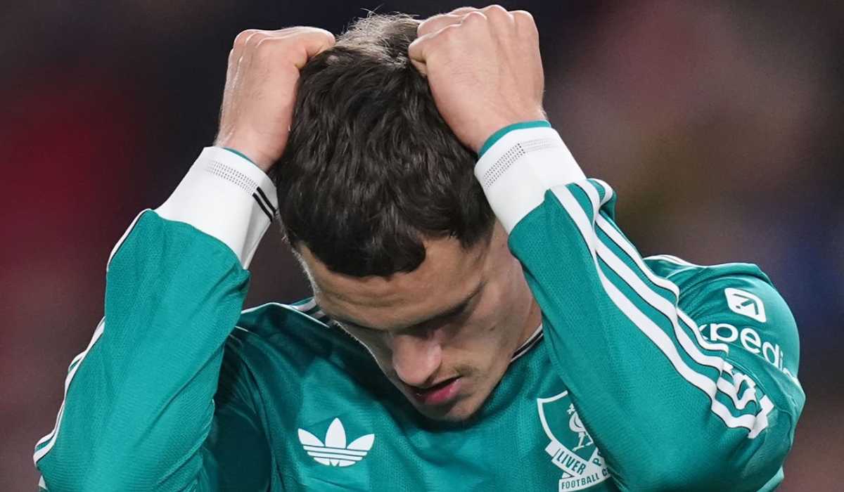 Gestur Florian Wirtz usai melewatkan peluang di laga Brentford vs Manchester United Gestur Florian Wirtz usai melewatkan peluang di laga Brentford vs Manchester United