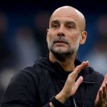 Gestur Pep Guardiola di laga Manchester City vs Everton