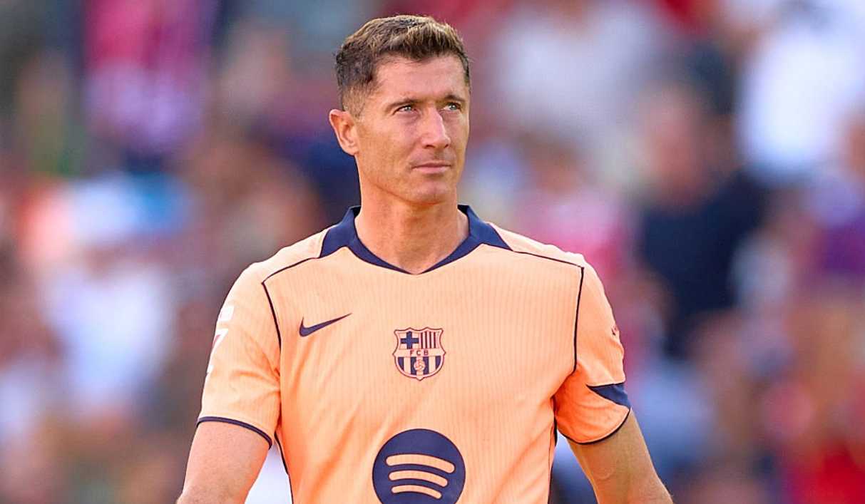 Gestur-Robert-Lewandowski-di-laga-Sevilla-vs-Barcelona Gestur-Robert-Lewandowski-di-laga-Sevilla-vs-Barcelona