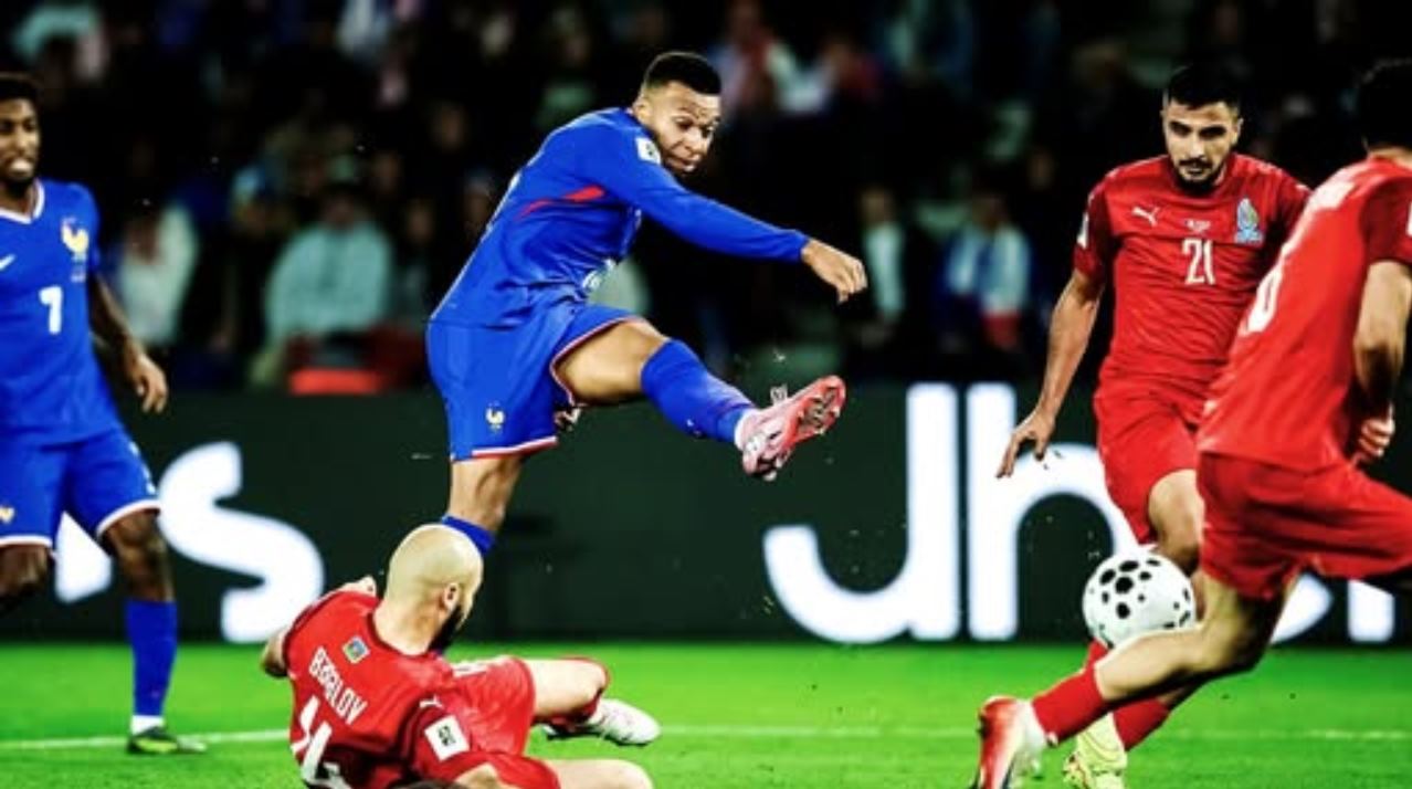 Gol Kylian Mbappe ke gawang Azerbaijan Gol Kylian Mbappe ke gawang Azerbaijan
