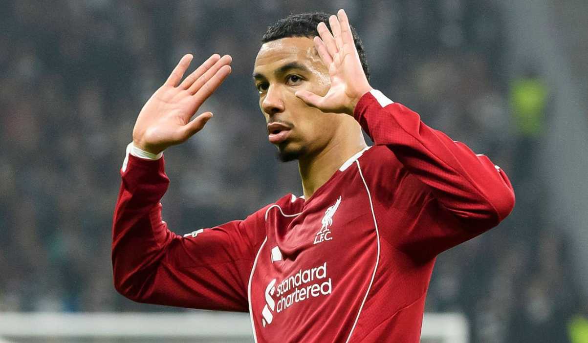 Hugo Ekitike merayakan gol ke gawang Eintracht Frankfurt