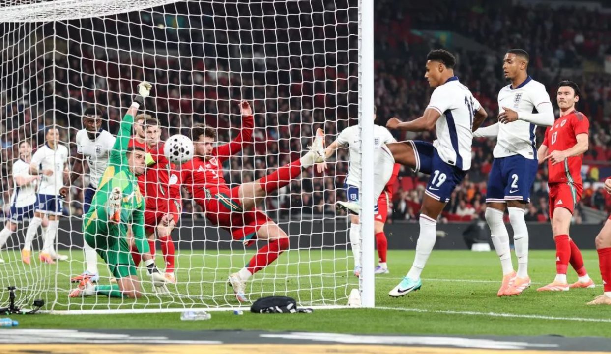 Inggris vs Wales - Laga Persahabatan Internasional