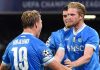 Kevin de Bruyne merayakan gol Rasmus Hojlund