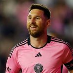 Kontrak Baru Messi di Inter Miami Nilainya Triliunan Rupiah, Main Sampai Umur 41 Tahun! Lionel Messi resmi perpanjang kontrak di Inter Miami
