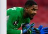 Mike Maignan kiper AC Milan