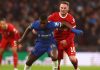 Moises Caicedo vs Alexis Mac Allister saat laga antara Chelsea vs Liverpool