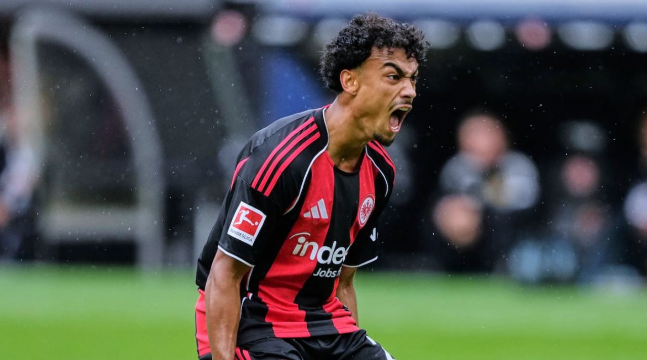 Nathaniel Brown pemain Eintracht Frankfurt
