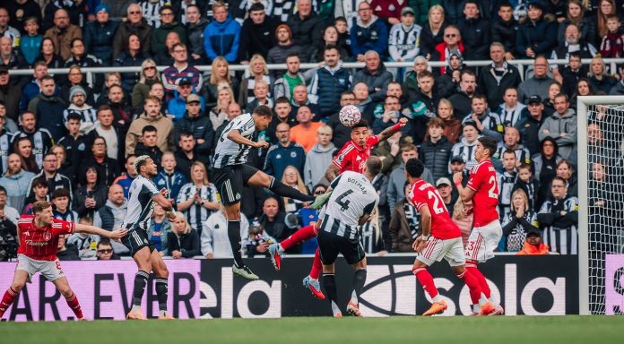 Newcastle United vs Nottingham Forest - Liga Inggris