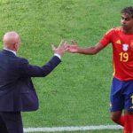 Tak Peduli Barcelona Protes, Spanyol Tetap Panggil Lamine Yamal Pelatih Timnas Spanyol Luis de la Fuente dan Lamine Yamal