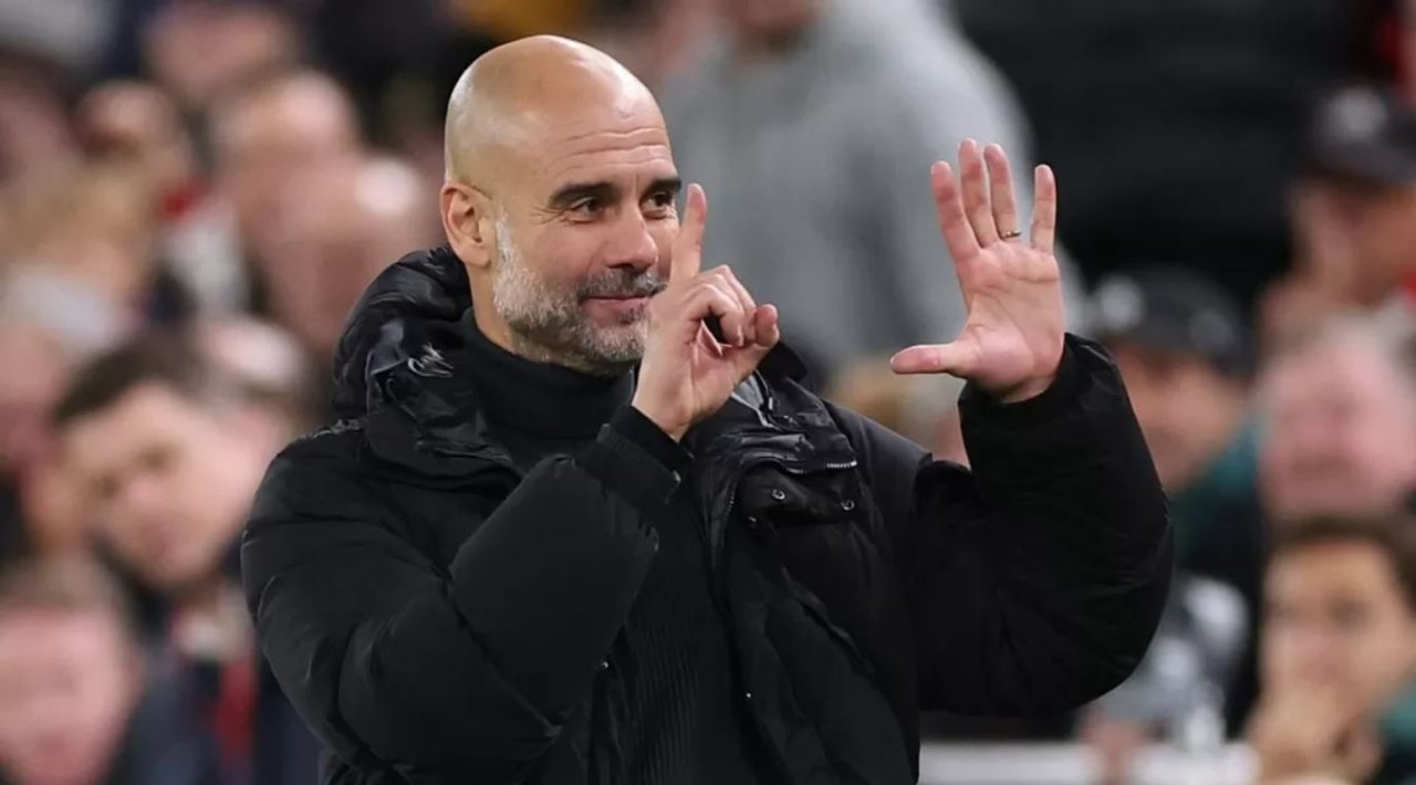 Pep Guardiola pelatih Manchester City