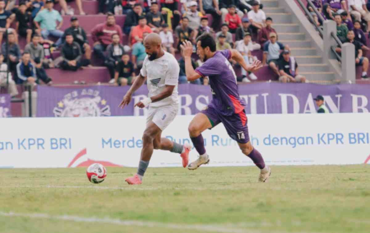 Persik Kediri Menjamu PSM Makassar di Pekan ke-10 Persik Kediri Menjamu PSM Makassar di Pekan ke-10