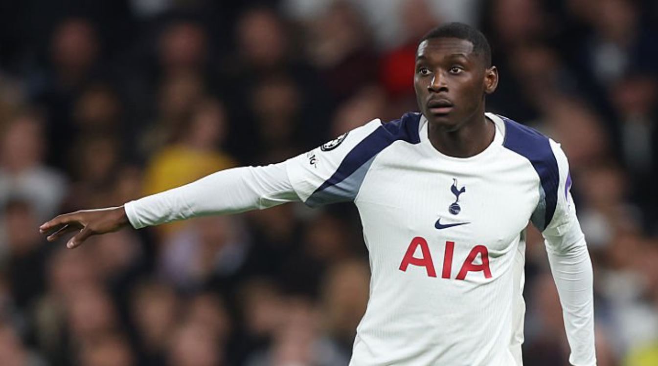 Randal Kolo Muani pemain Tottenham Hotspur Randal Kolo Muani pemain Tottenham Hotspur