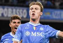 Rasmus Hojlund merayakan golnya ke gawang Genoa