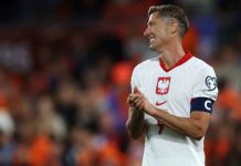 Robert Lewandowski Saat Membela Timnas Polandia di Kandang Lithuania