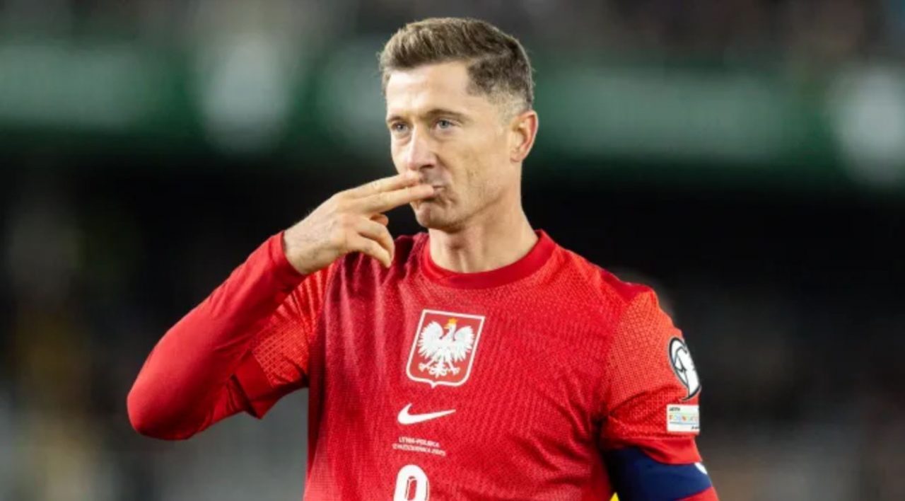 Robert Lewandowski pemain timnas Polandia