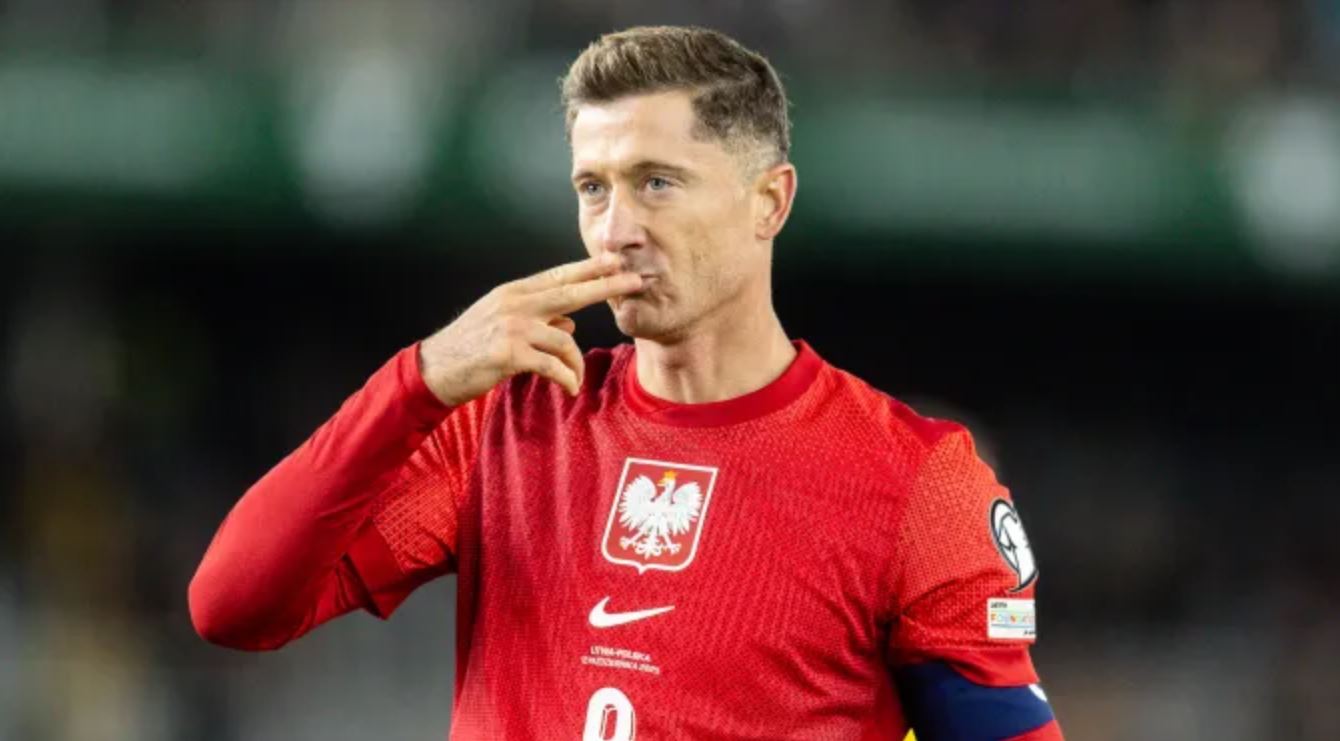 Robert Lewandowski pemain timnas Polandia