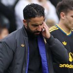 Ruben Amorim tertunduk lesu usai kekalahan Manchester United dari Brentford