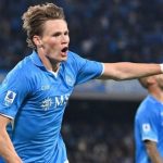 Scott McTominay gelandang Napoli