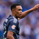Trent Alexander-Arnold di laga Real Sociedad v Real Madrid