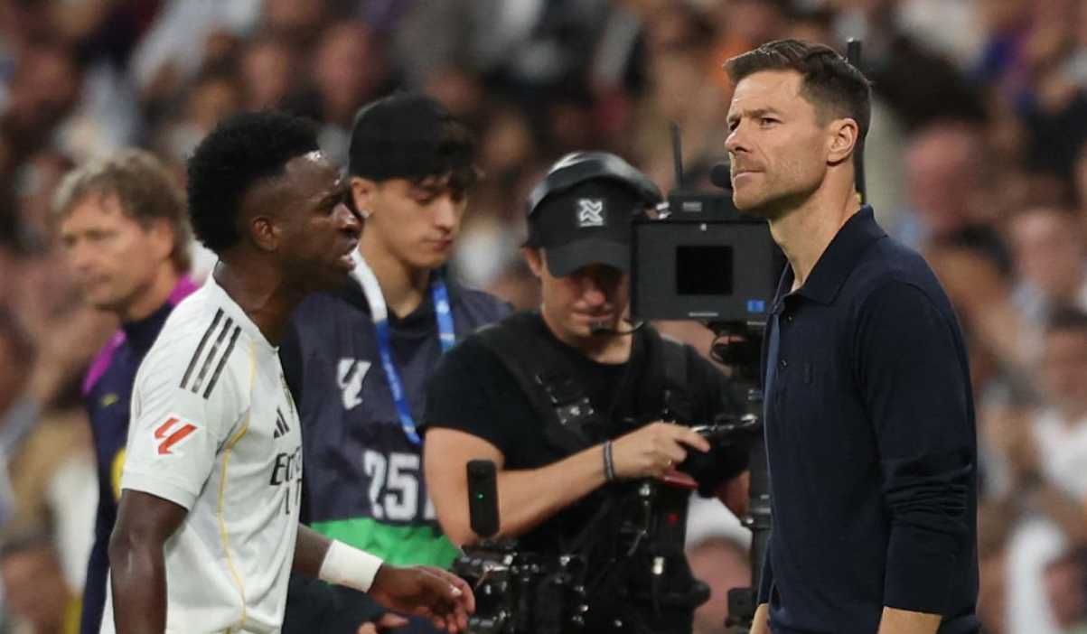 Vinicius Junior marah saat ditarik keluar Xabi Alonso di laga El Clasico Vinicius Junior marah saat ditarik keluar Xabi Alonso di laga El Clasico