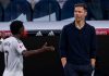 Vinicius Junior protes saat ditarik keluar oleh Xabi Alonso
