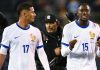 William Saliba dan Ibrahima Konate berjalan bersama di timnas Prancis