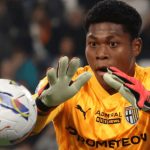 Zion Suzuki kiper Parma target transfer Chelsea