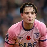 Alex Scott di laga Aston Villa vs Bournemouth