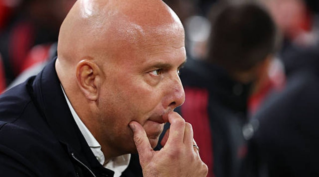 Ekitike Masuk, Isak Dicadangkan! Dua Kejutan Slot untuk Liverpool vs PSV