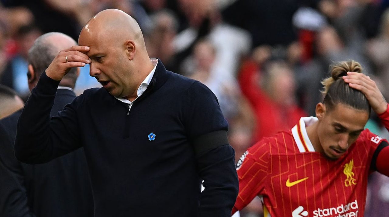 Arne Slot pelatih Liverpool