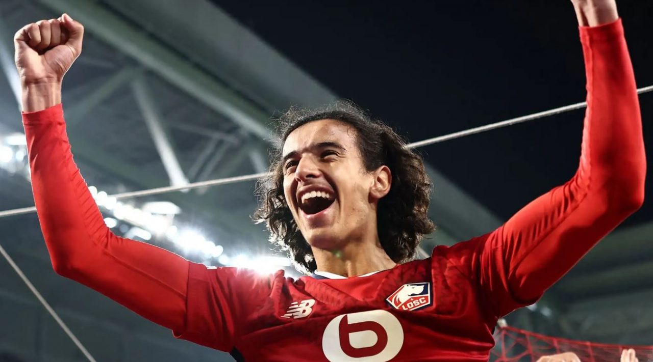 Ayyoub Bouaddi pemain LOSC Lille