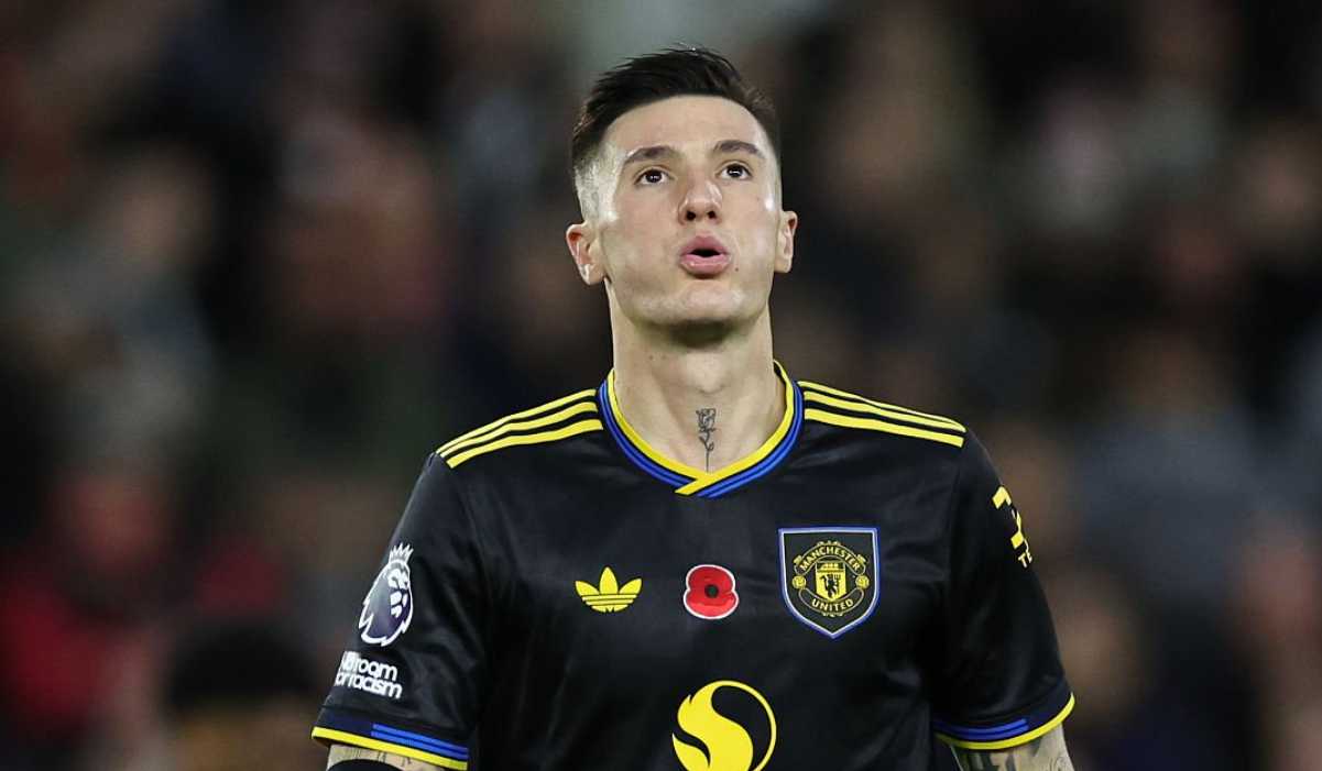 Benjamin Sesko di laga Nottingham Forest v Manchester United