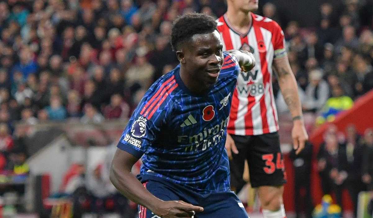 Bukayo Saka merayakan golnya ke gawang Sunderland