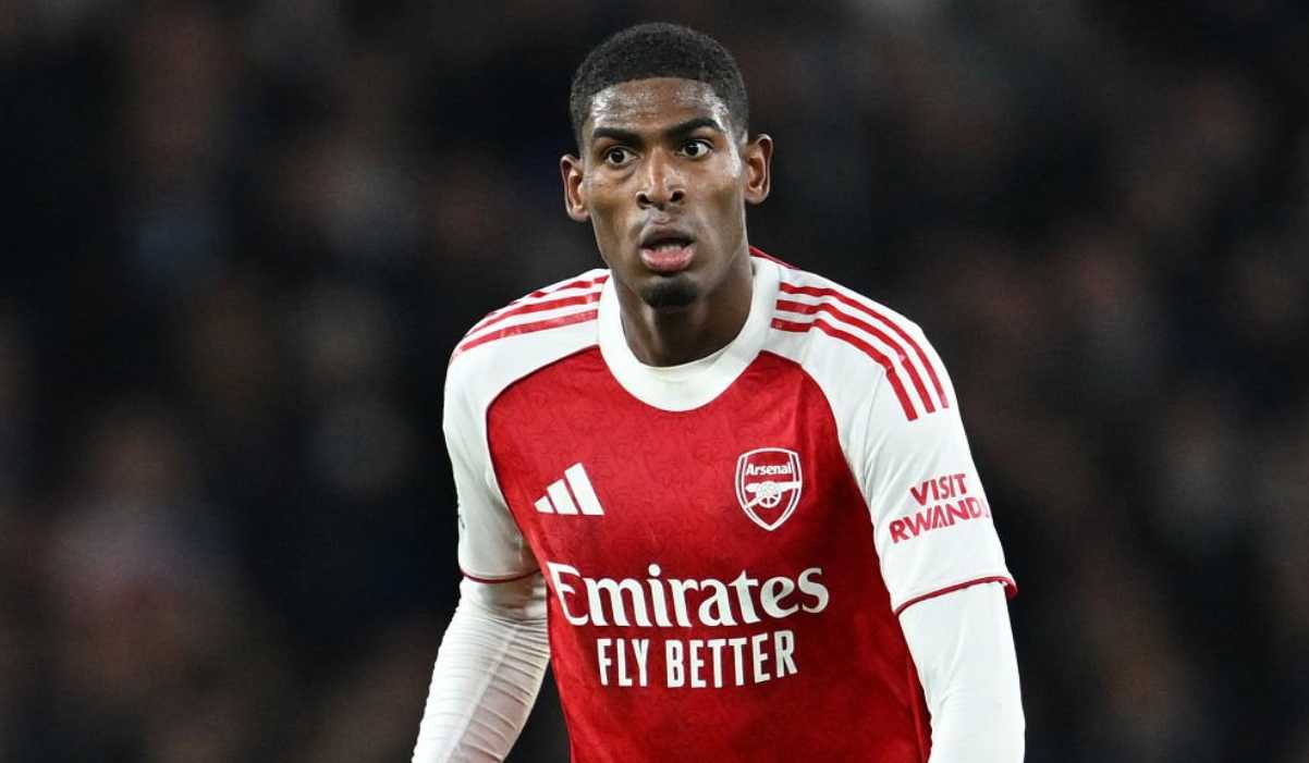 Cristian Mosquera di laga Arsenal vs Brighton