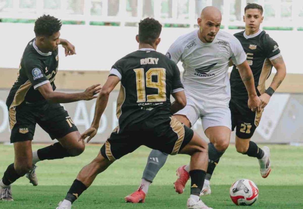 Dewa United Menjamu PSM Makassar di Pekan ke-12