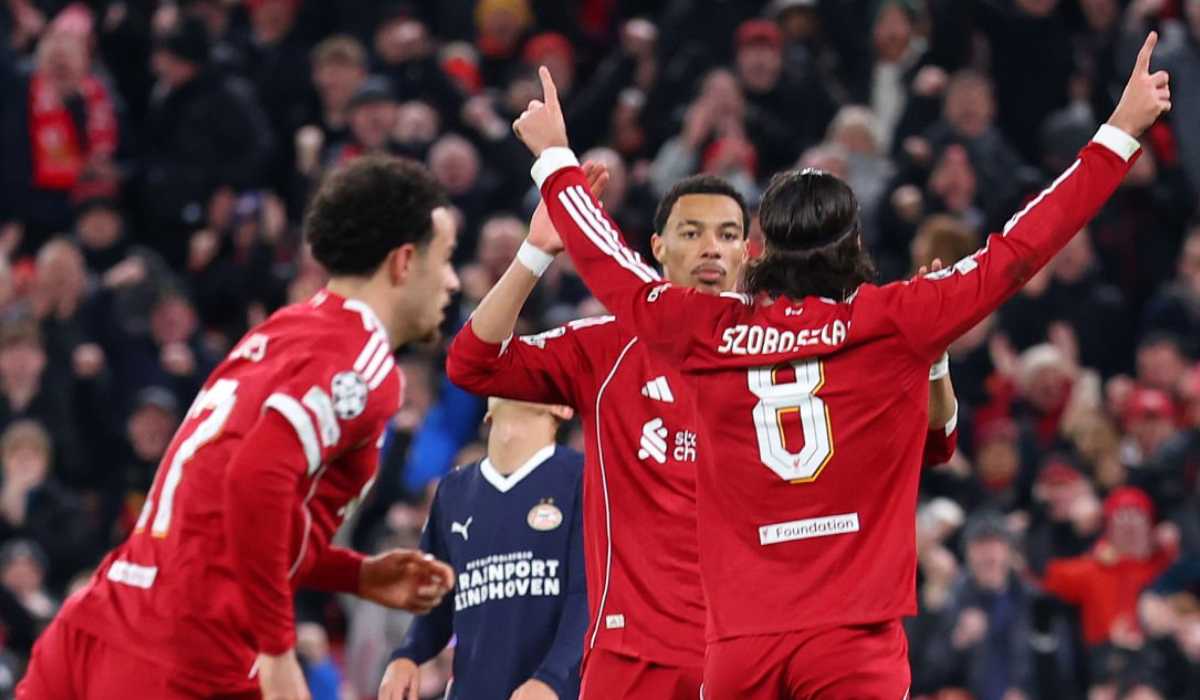 Dominik Szoboszlai merayakan gol timnya di laga Liverpool vs PSV