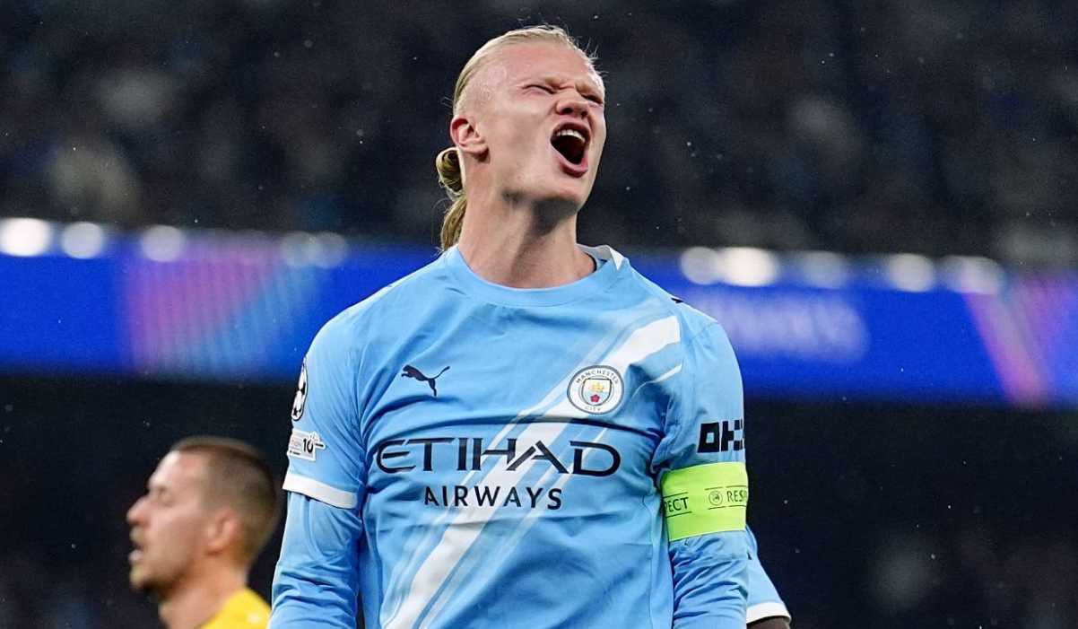 Ekspresi Erling Haaland di laga Manchester City vs Borussia Dortmund