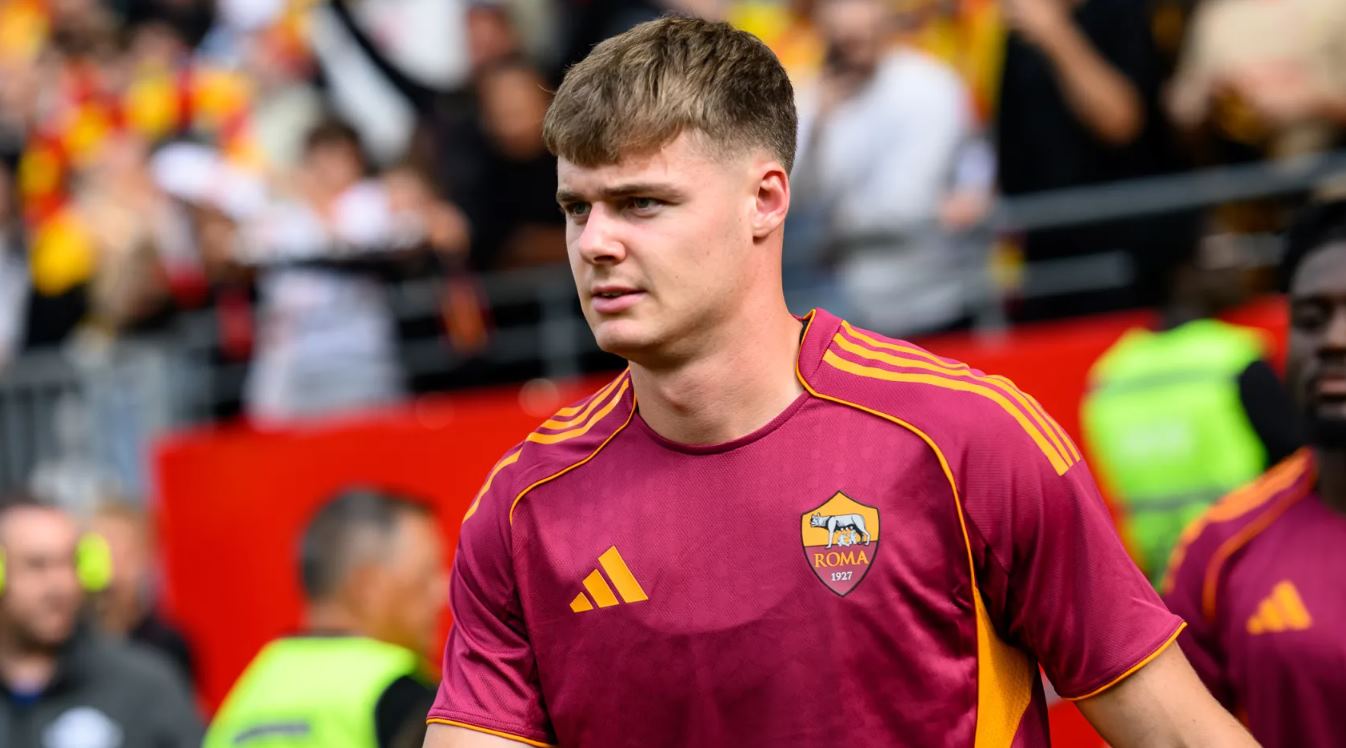 Evan Ferguson pemain AS Roma Evan Ferguson pemain AS Roma
